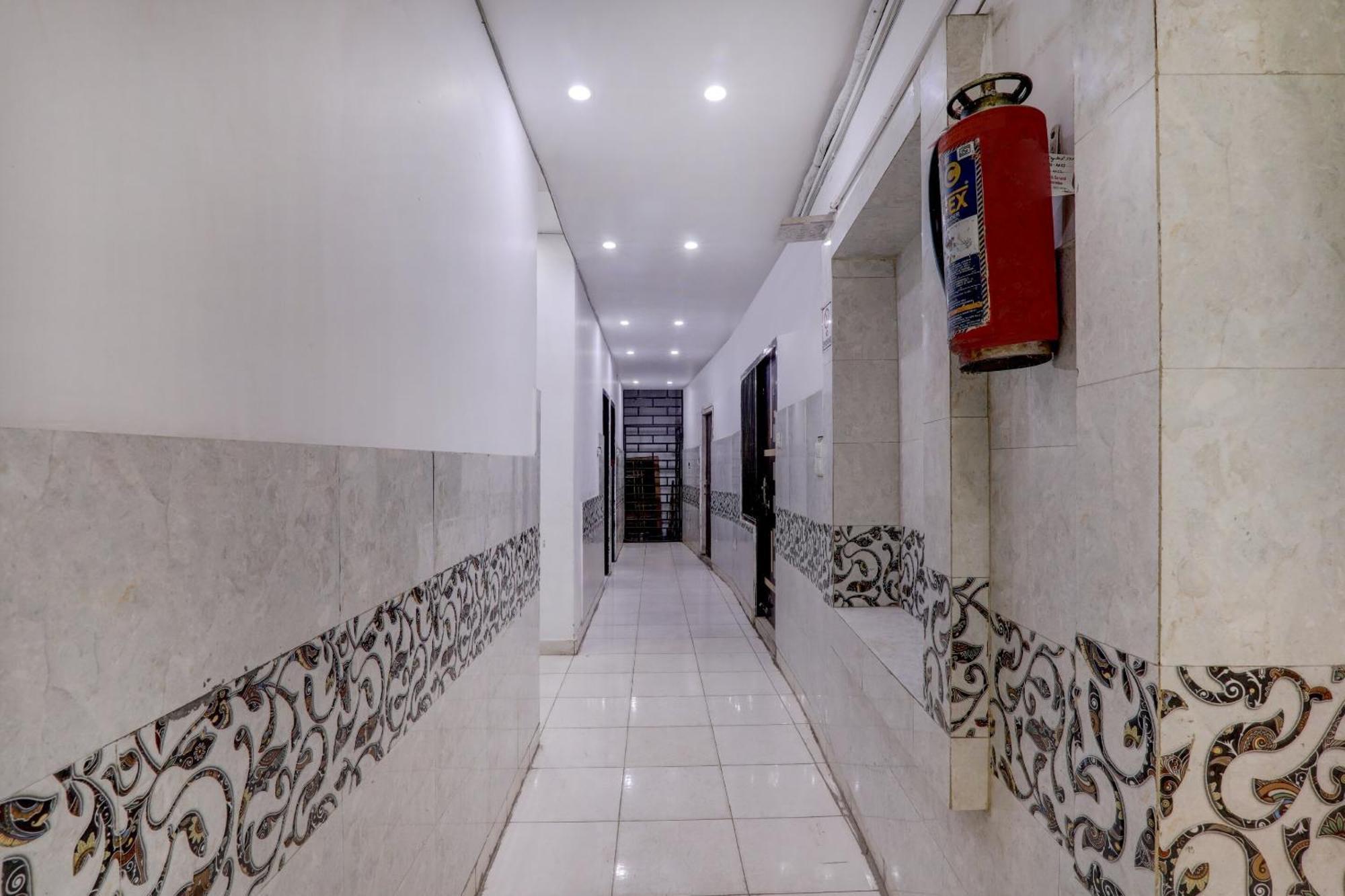 Hotel O Moon Palace Near Sahara Ganj Mall Lucknow Eksteriør bilde